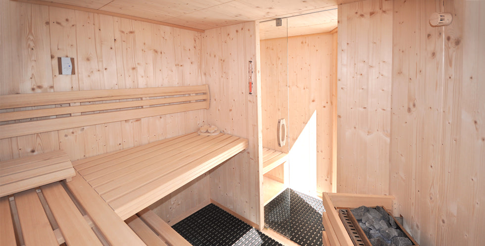 Warum ist eine Sauna immer aus Holz? - Saunabau Döbele