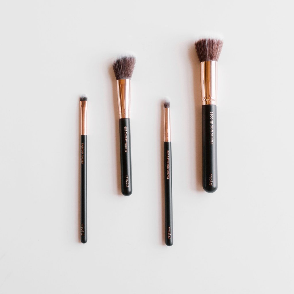 makeup brushes cosmetics