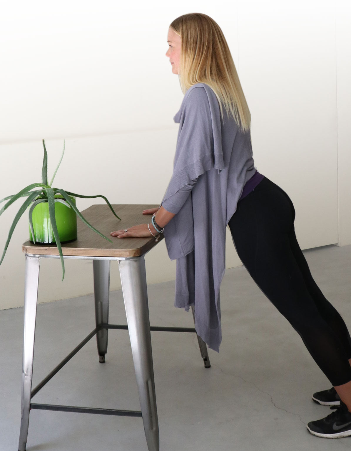 Desk Yoga - Plank Pose