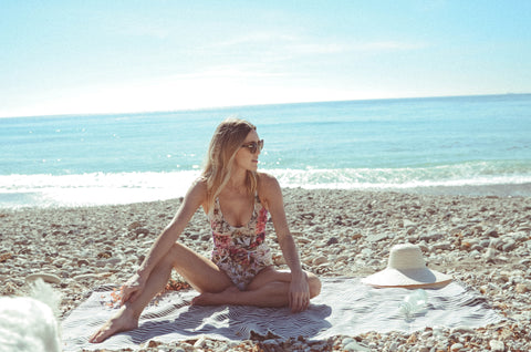 vintage floral red dahlia london one piece