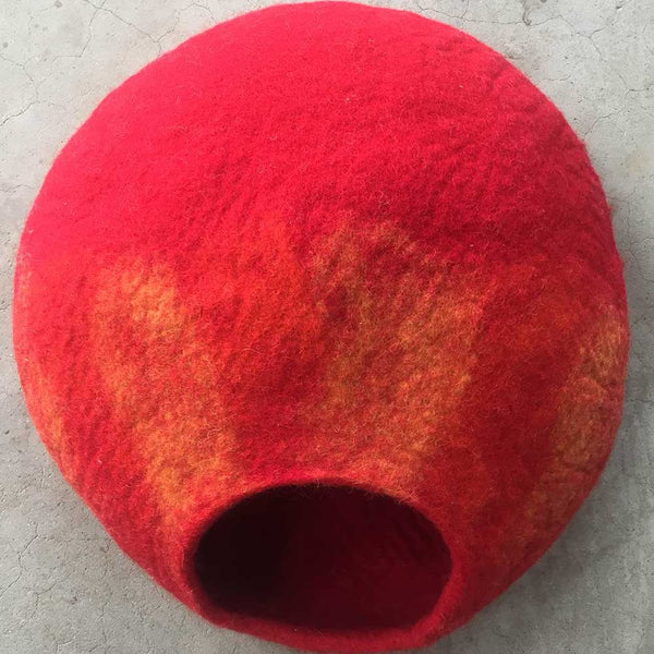 felt cat cave red