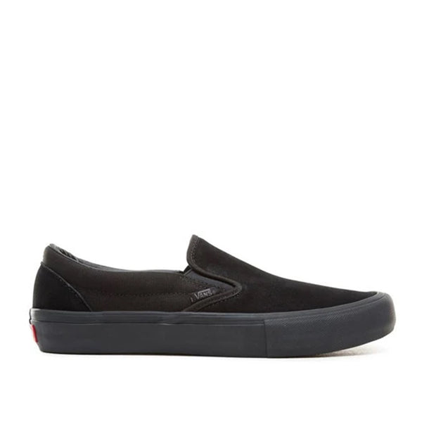 vans blackout slip on