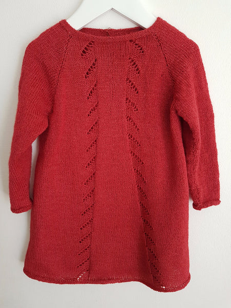 Langærmet kjole med hulmønster 6-9 18 (24) mdr – Majlunds.dk