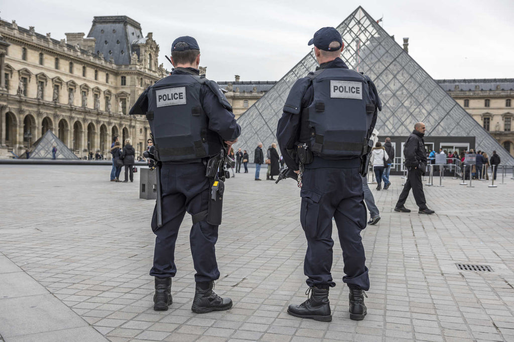 France Proposes Making Guns Mandatory for Local Police