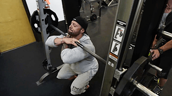 smith-machine-squat-b