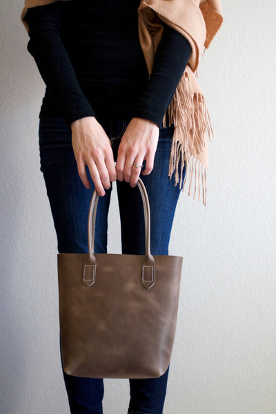 leather market tote