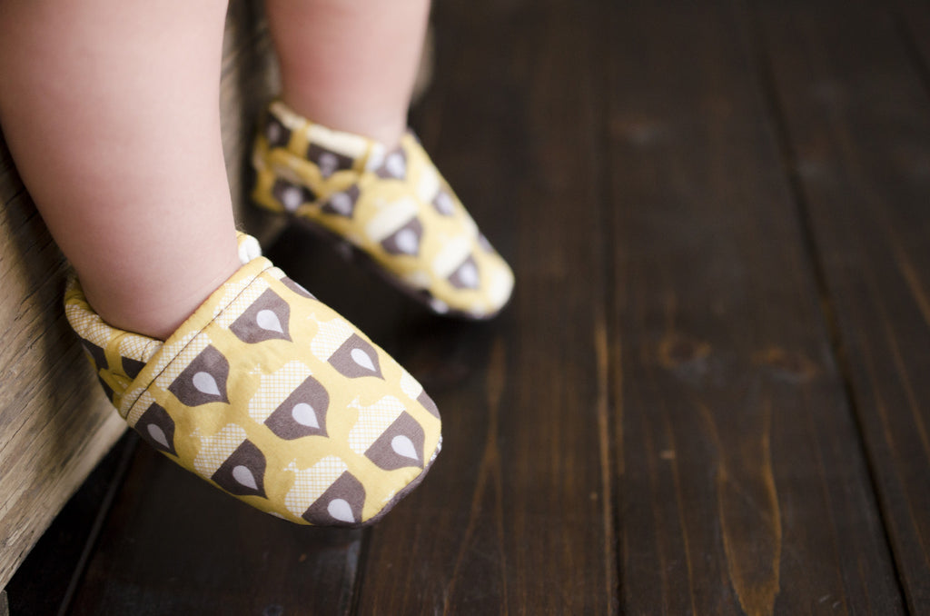 yellow acorn baby shoes