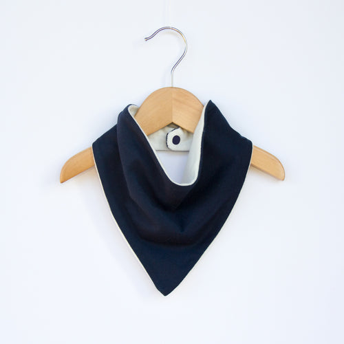 Navy Organic bandana bib