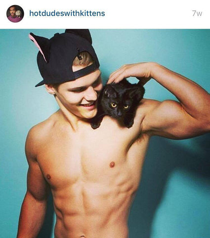 Hot Dudes With Kittens | Second To None