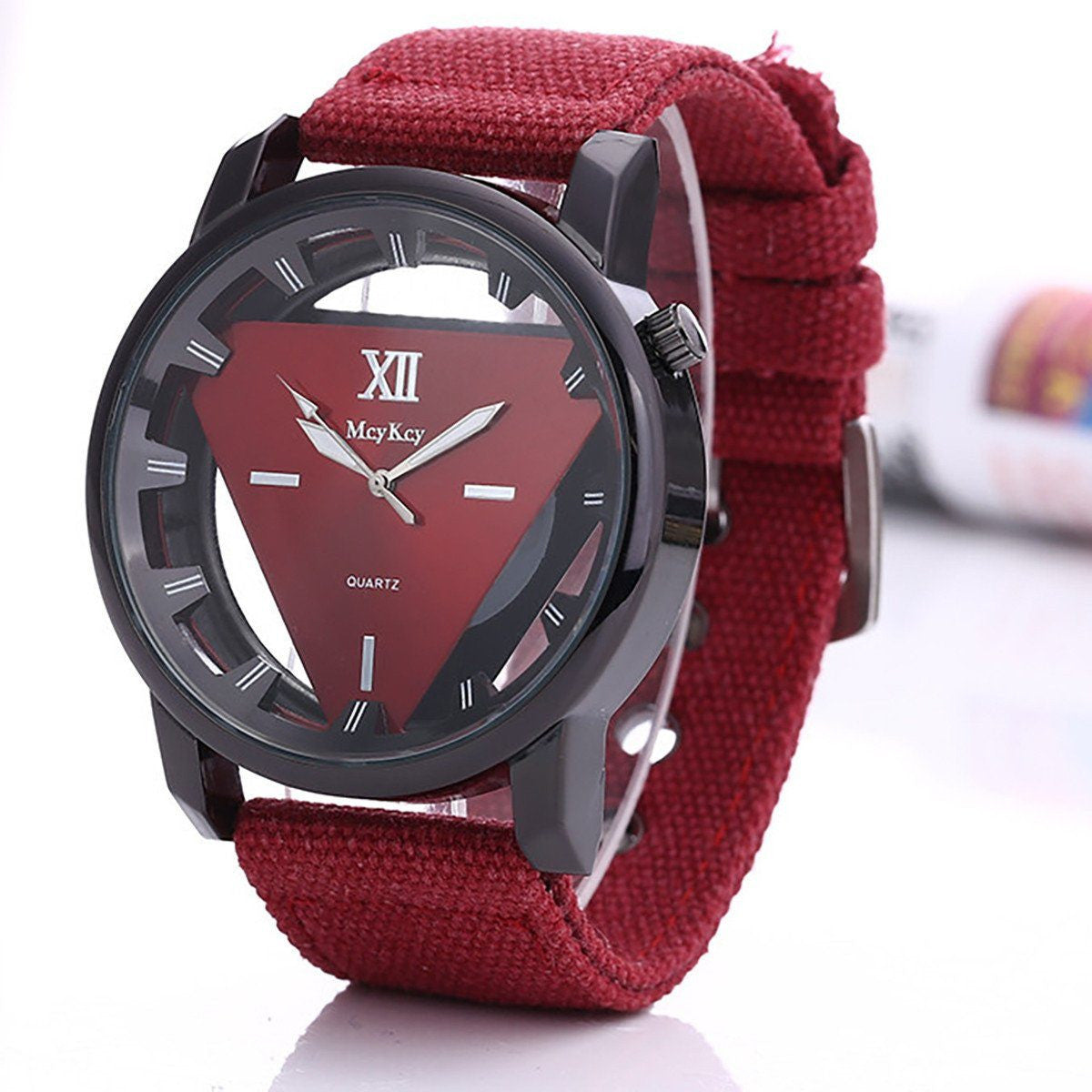 "FIRE EMBLEM" Men's Stylish Triangle Canvas Watch