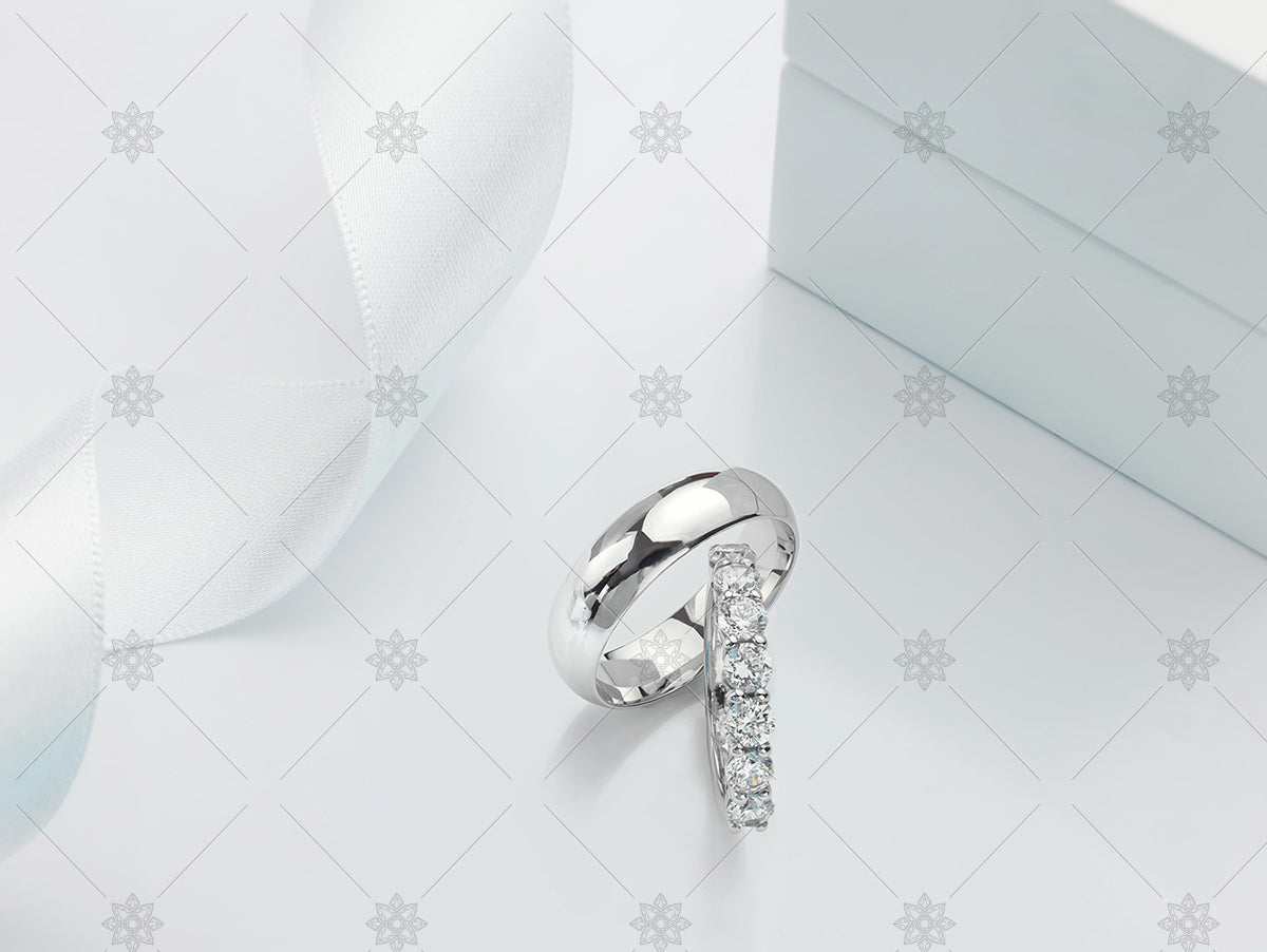 Diamond wedding ring set 