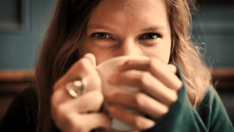 woman drinking tea, fluoride in tea during pregnancy, herbal tea and pregnancy | The Spoiled Mama