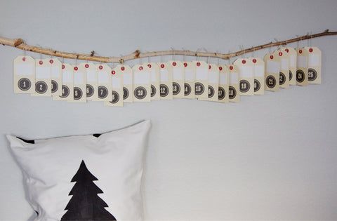 Stylish Christmas Advent Calendar Ideas You Can Totally DIY -- great for the holidays and festive season, easy to make, some have step-by-step instructions