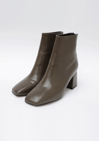 So Glossy Block Heeled Boots