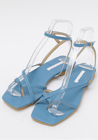 Light Strap Sandals 2Cm