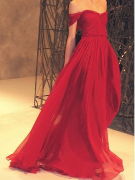 sweetheart neckline prom dress