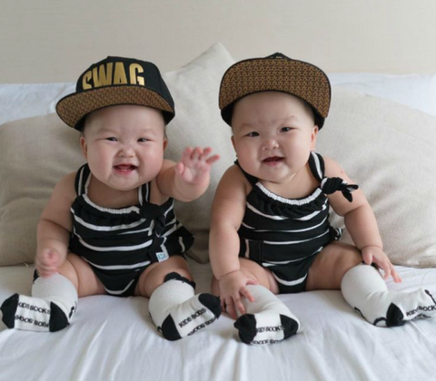 The Momo twins are already a hit on Instagram at 7 months old. 