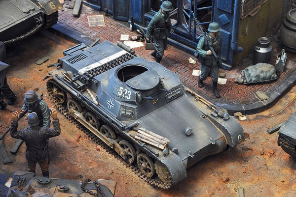 1/35 Scale Model Diorama Fall of France Panzer