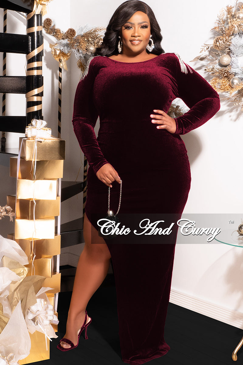 Asesinar Cartero Pase para saber Available Online Only - Final Sale Plus Size Velvet Dress Gown with Fr –  Chic And Curvy