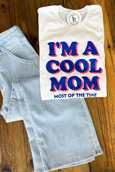 Im a Cool Mom Tee - Mohebina laemeh