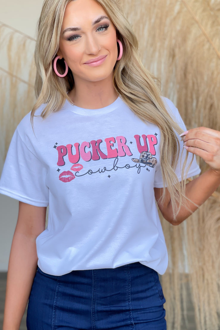 Pucker Up Cowboy Graphic Tee - Cenkhaber