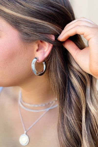 Sloane Hoop Earrings - Mohebina laemeh