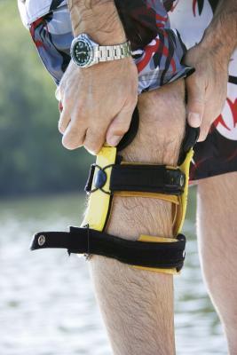 Functional knee braces can help reduce re-injury to your knee