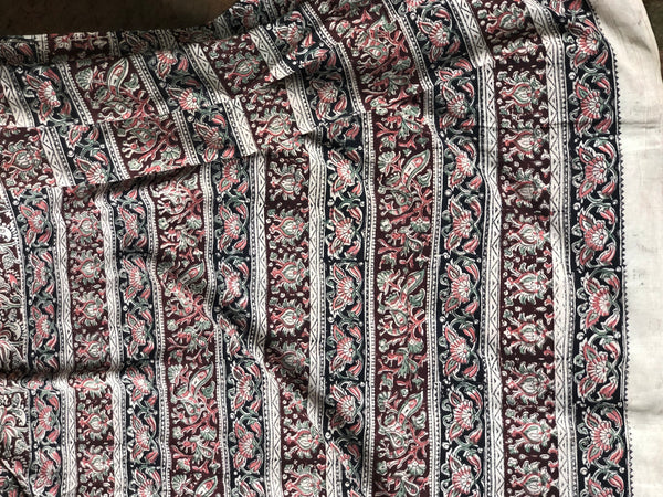 |Primrose | Floral Overall kalamkari saree with thin border.