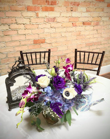 lavender wedding decor flowers centerpiece