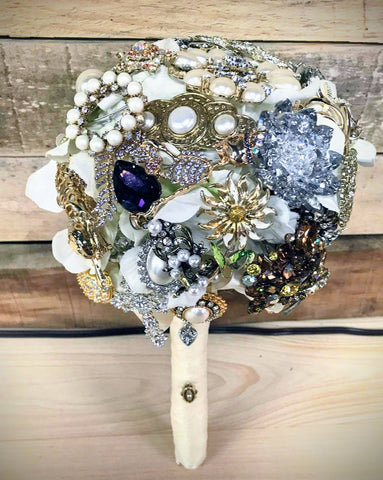 Bridal Broach Bouquet