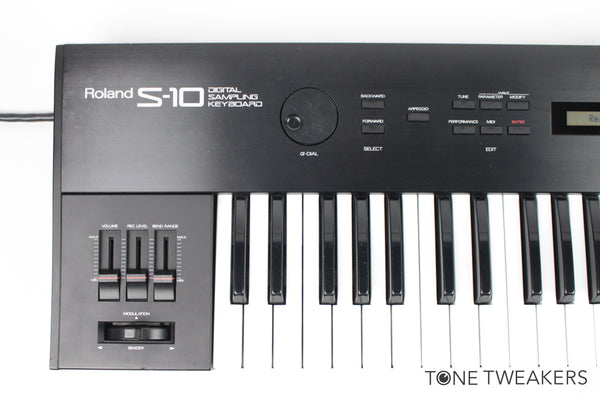 roland s10 digital sampling keyboard