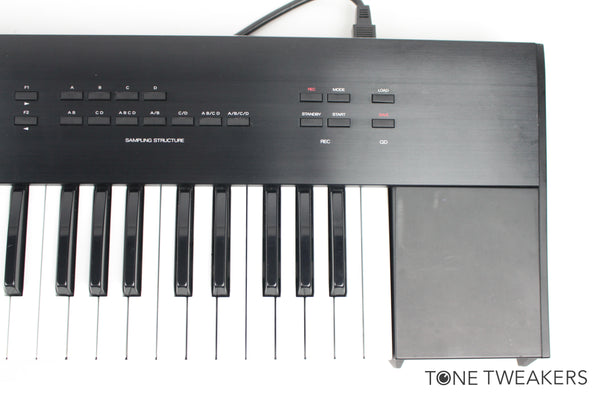 roland s10 digital sampling keyboard