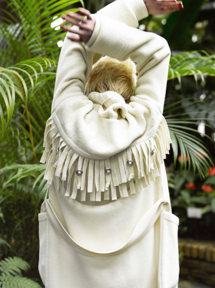 5-Knot Fringe Knitted Coat
