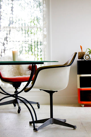charles-eames-shell-chair-the-swanky-abode-01