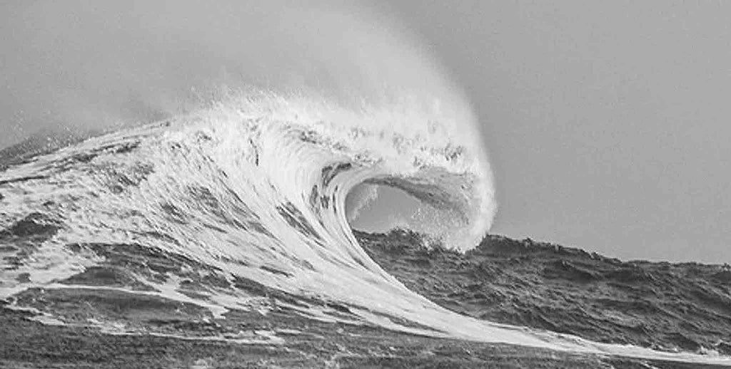 shooting titans of mavericks