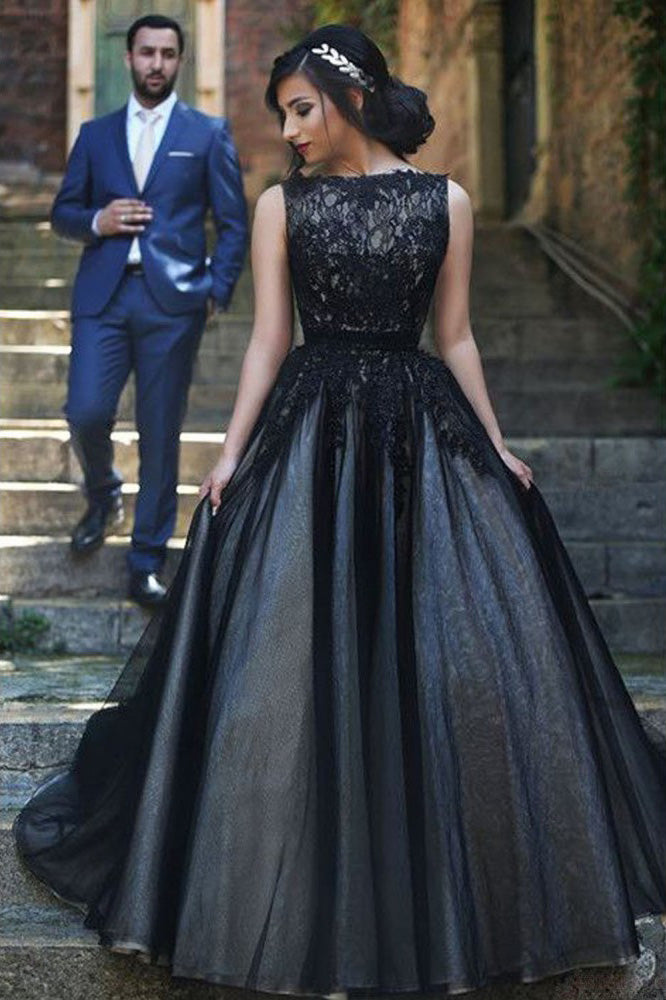 Round Neck Black Lace Sleeveless Tulle Long Ball Gown Prom Dresses