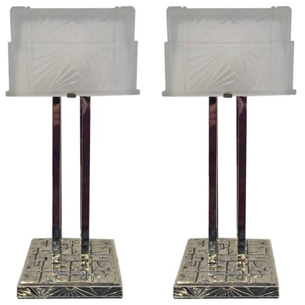 air of French Art Deco geometric table lamps