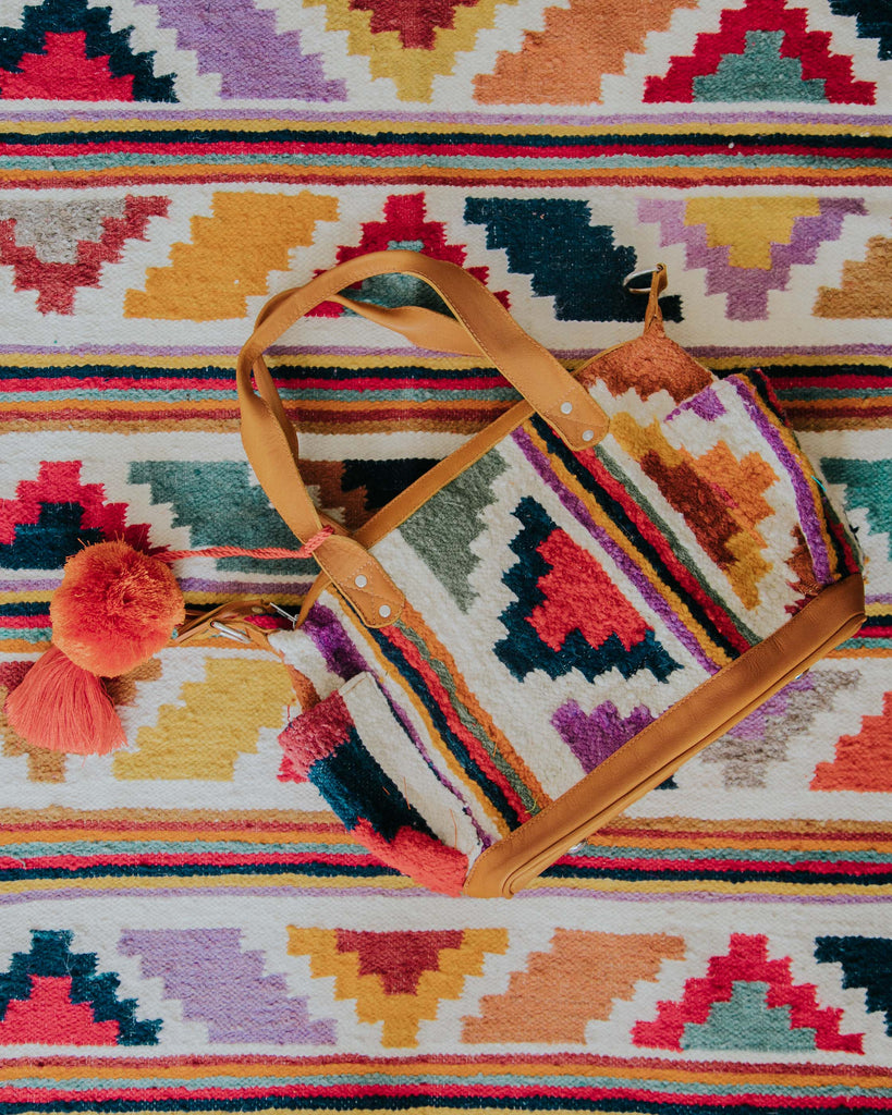 Hiptipico Luxury Leather Bags made in Guatemala by Artisans 