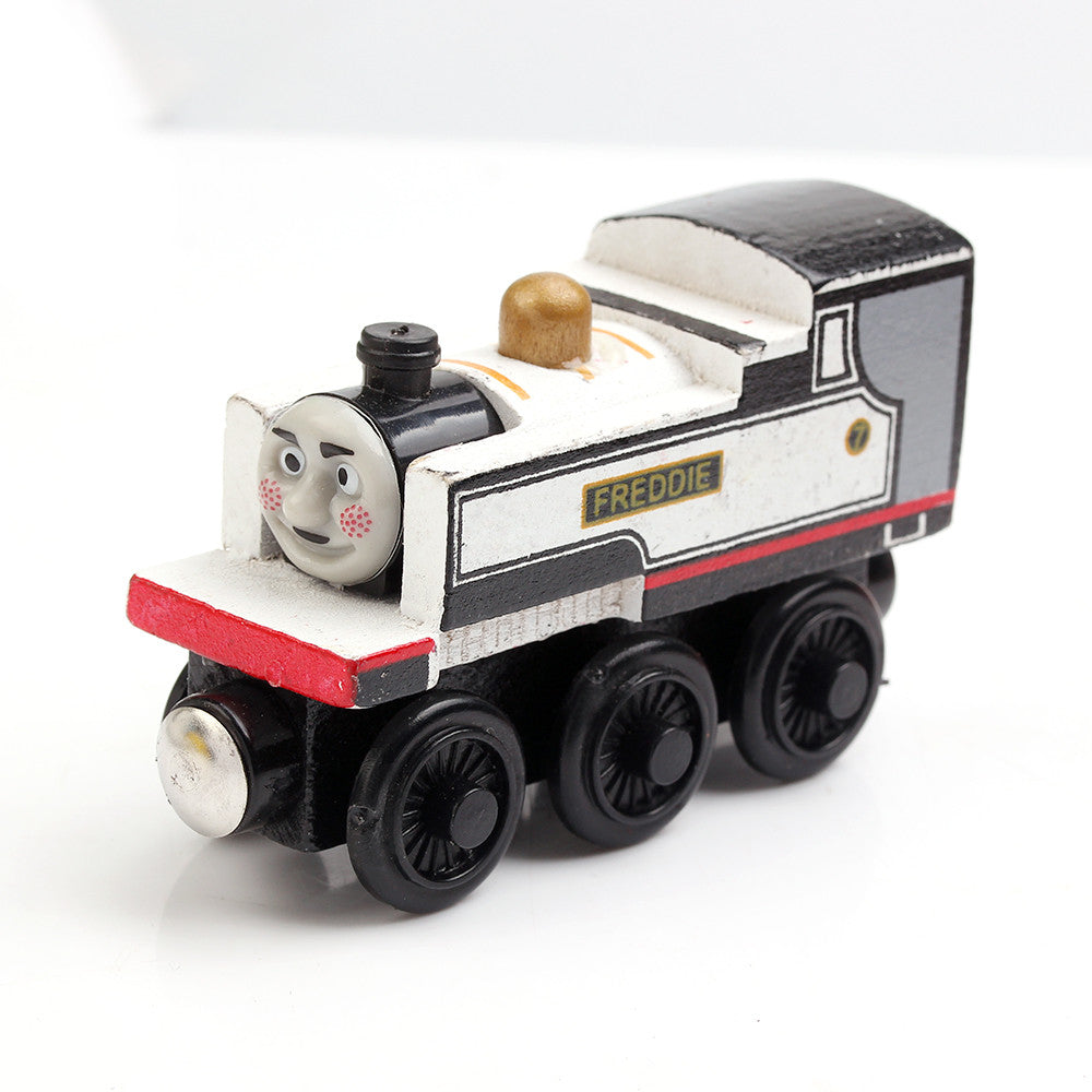 thomas the train magnetic cars