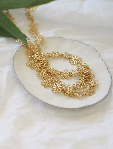 Flower Doodle necklace in yellow gold vermeil
