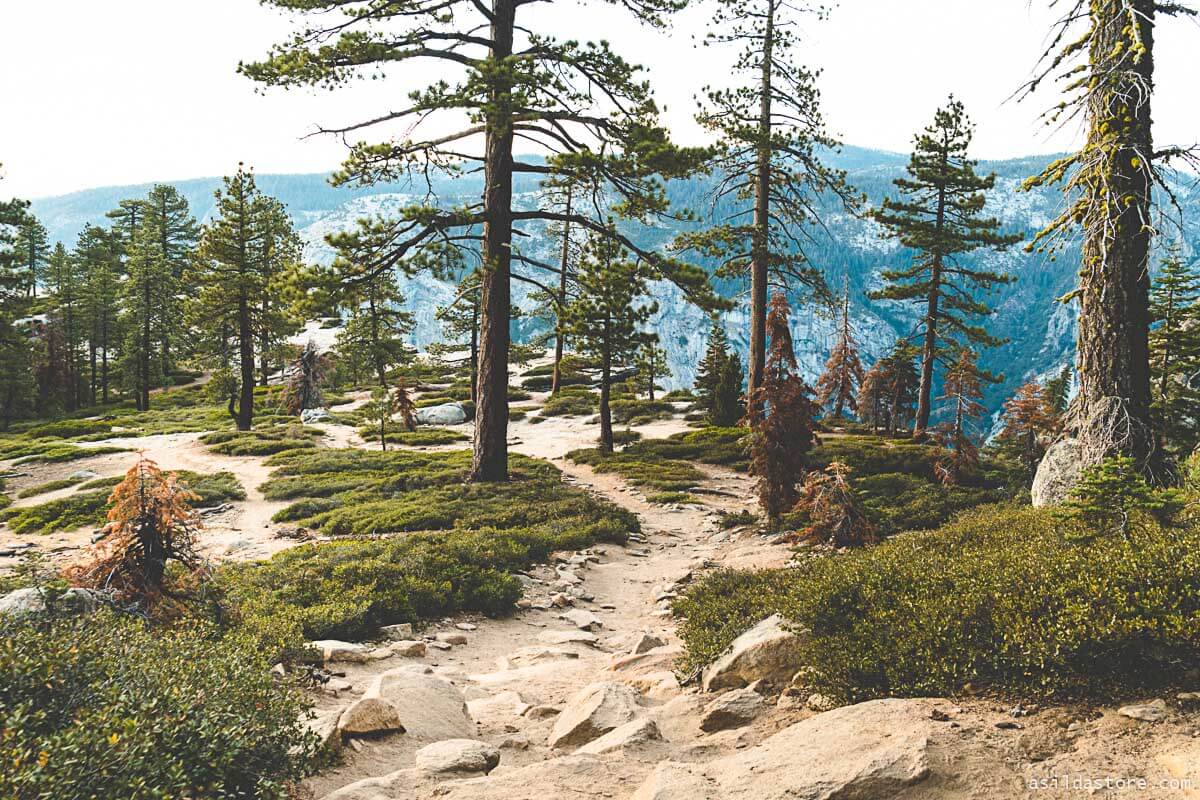 California Places to Go - Yosemite Taft Point
