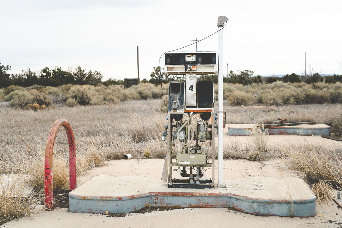 Route 66 Attractions: Twin Arrows Trading Post