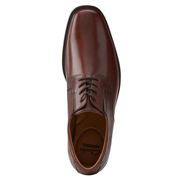 clarks tilden plain oxford