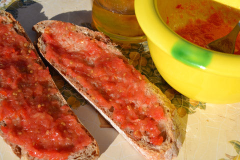 Pan con tomate med økologisk olivenolie 