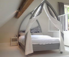 Four Poster Bed Delivery by Courier