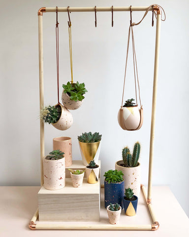 Hello Marilu home made plant hanging display