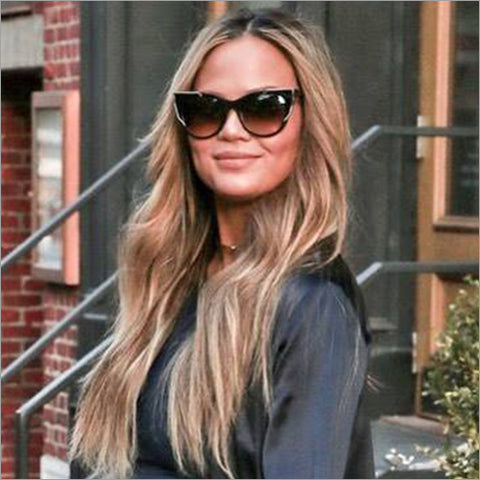 Chrissy Tiegen | Thierry Lasry Butterscotchy in Black & Gold (101)