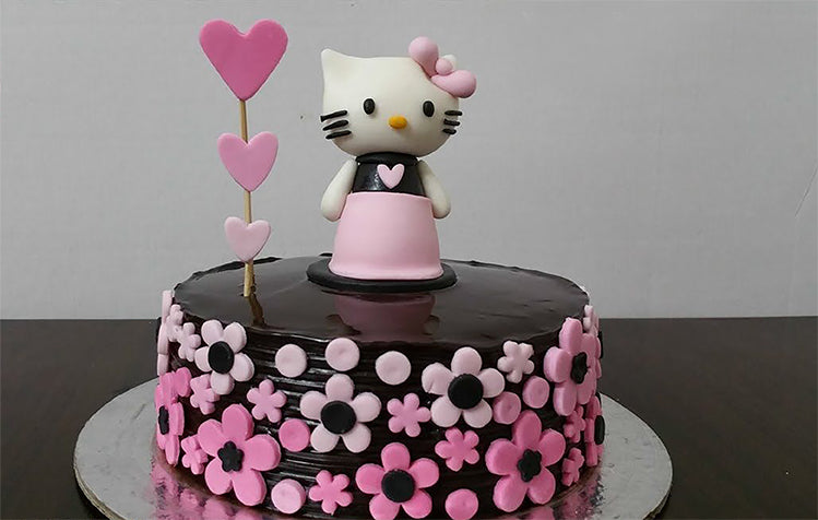 hello kitty birthday cupcake cake