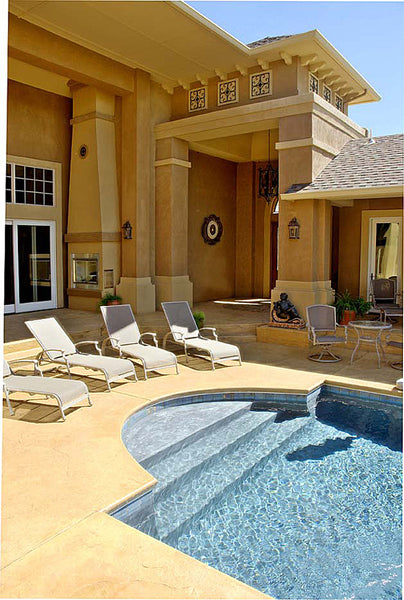 La Reina Courtyard Pool View