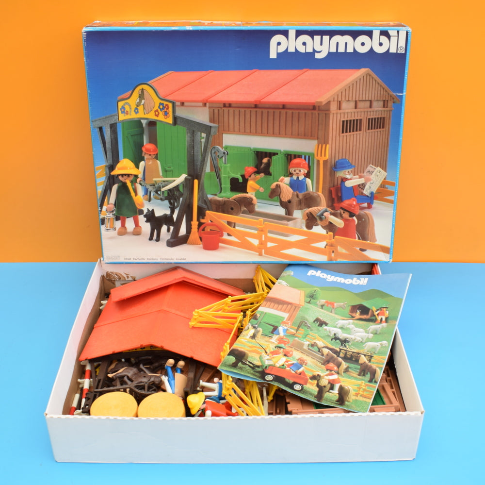 Uitverkoop Ga lekker liggen stikstof Vintage 1970s Playmobil Stables - Boxed – Pineapple Retro